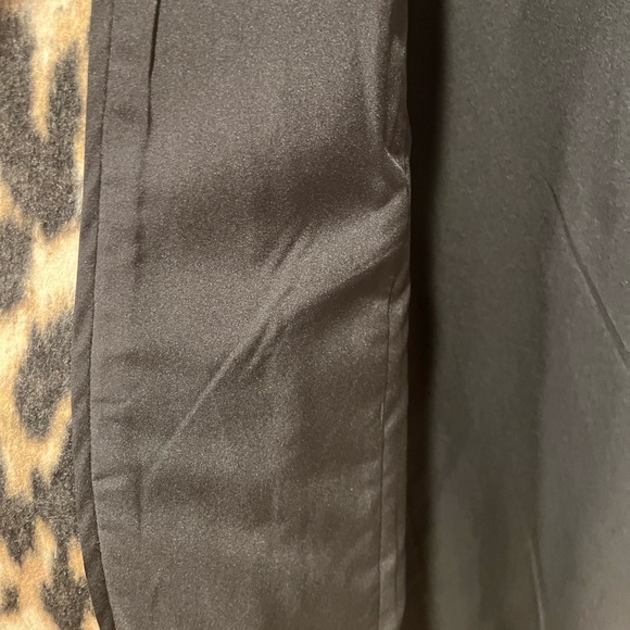 Plush Sophisticated Animal LS Leather/Outerwear Animal Print Coat - Picture 8 of 11